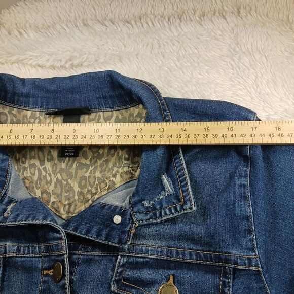 Avenue Denim Trucker Jacket Women's 22/24. Distressed with Leopard Print Cuffs.. - Picture 8 of 14